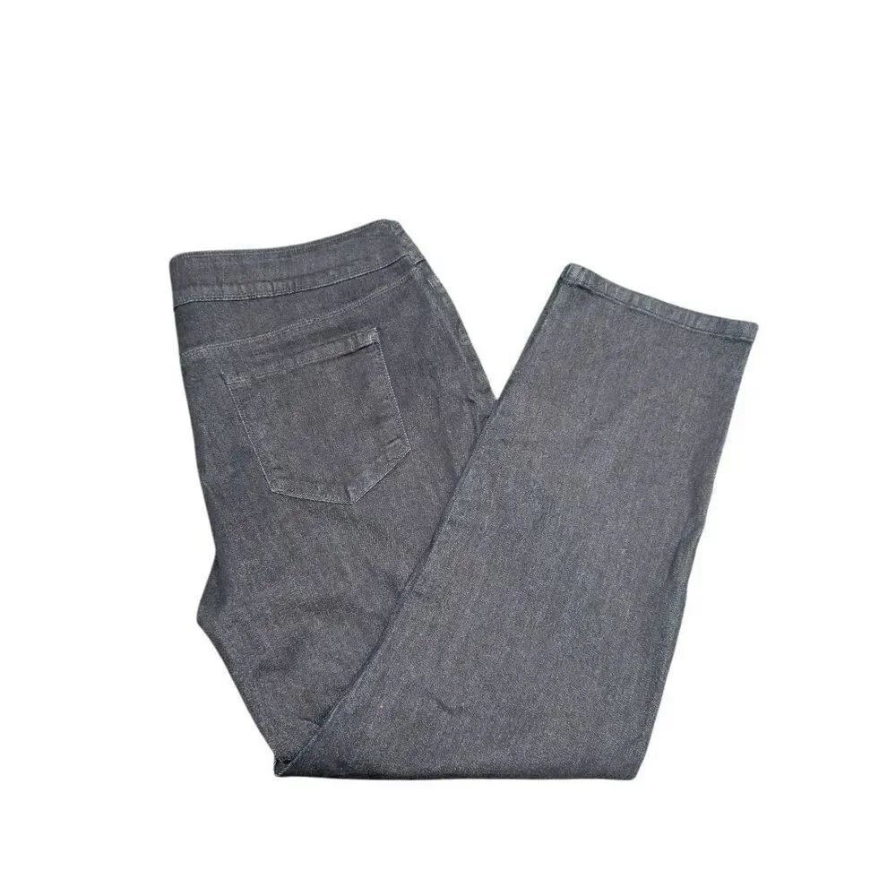 NWT Liz Claiborne Classic Secret Slender Straight Leg Fit Jeans Charcoal Denim P